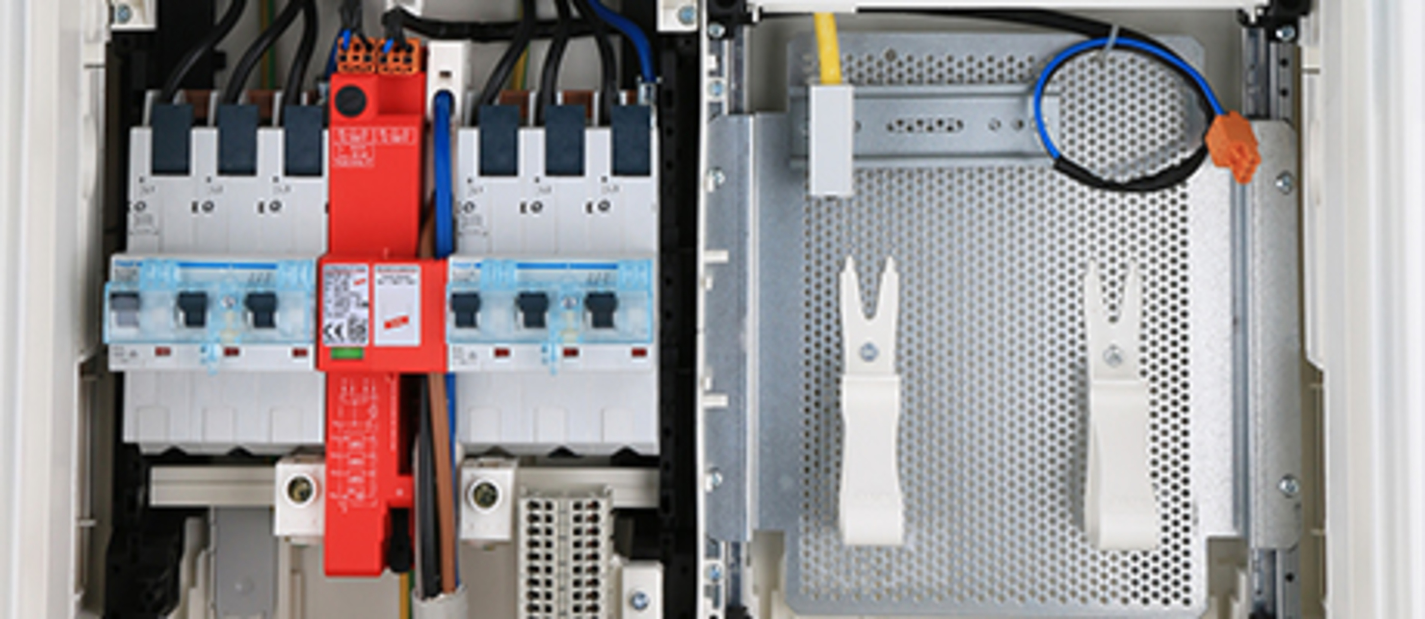 Hausanschluss, Zähler und Unterverteiler bei Elektro Menrad in Steinenbronn